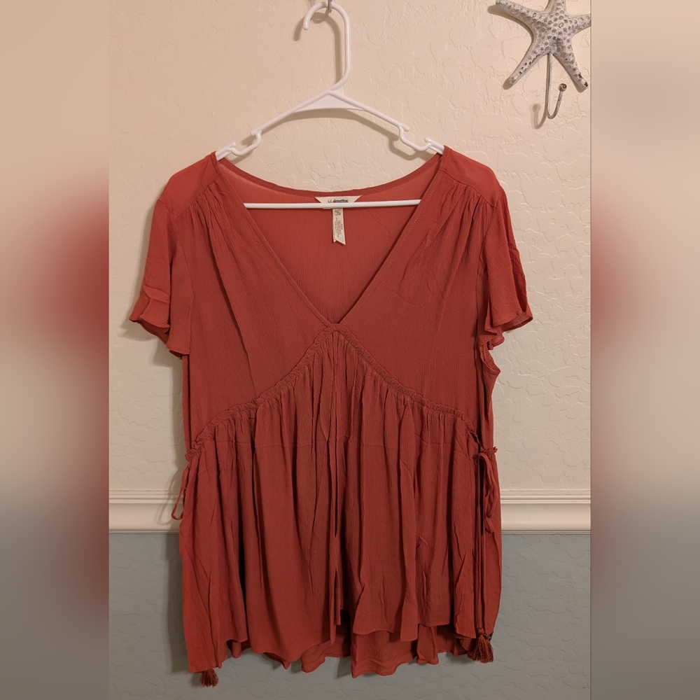 Woman's Matilda Jane NWOT Rusty Orange Blouse & EUC Cream Lace Ruffle Camisole M